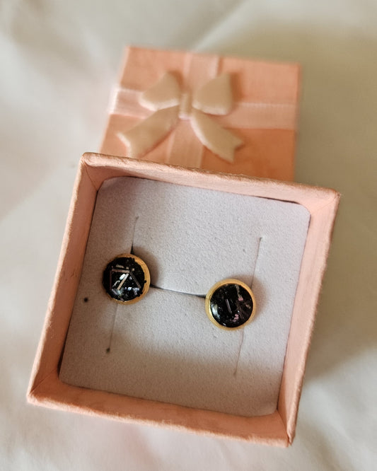 Clou d'oreille BCBG